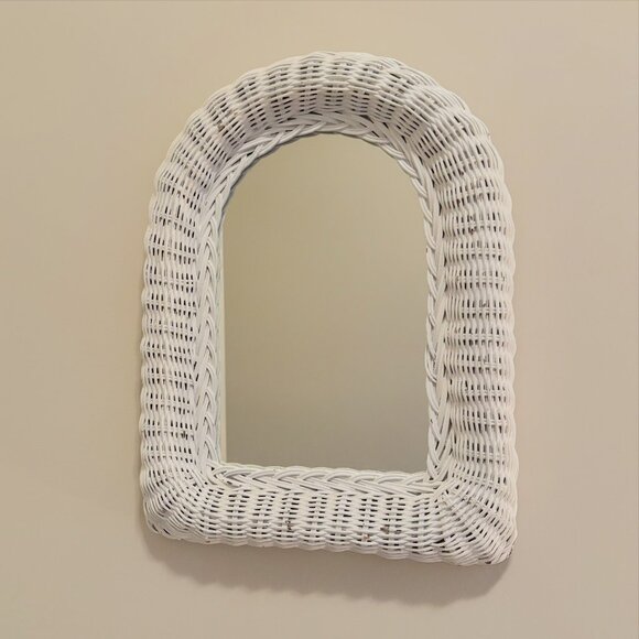Vintage White Wicker Arch Shabby Chic Boho Mirror - Picture 3 of 4